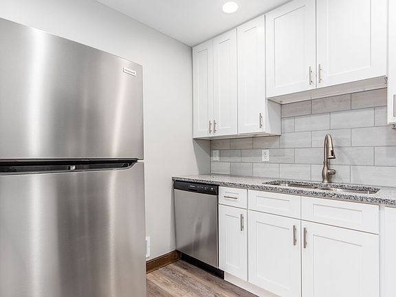4th image of 5851 N High St APT C