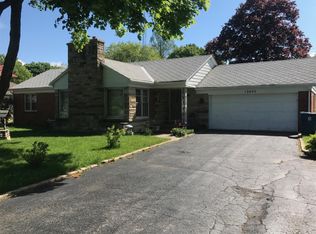 12493 S Sprinkle Rd, Vicksburg, MI 49097