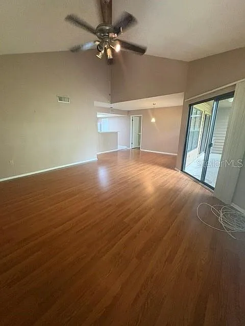 2 bed, 2.0 bath, 1050 sqft, $1,950 — Photo 4