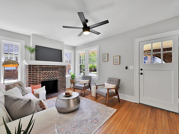 4th image of 2627 Dellwood Ave