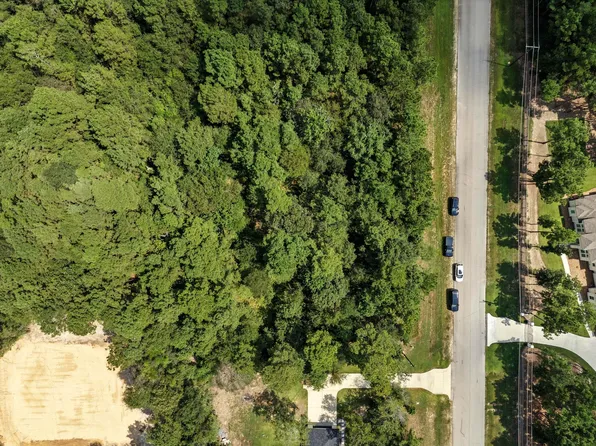 Rim Rock Rd, Huntsville, TX 77340