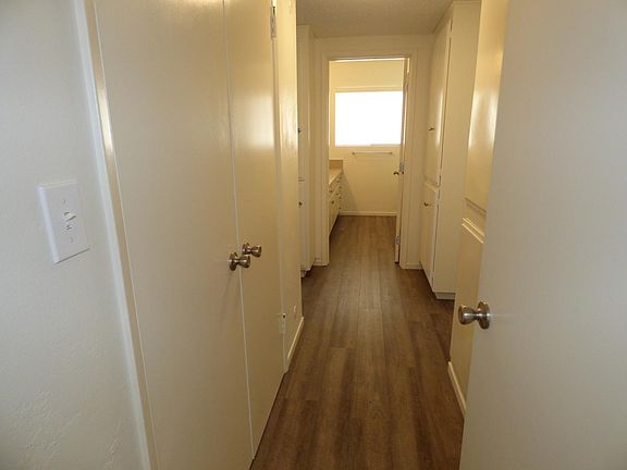 3rd image of 1247 Robinson Ave APT 1