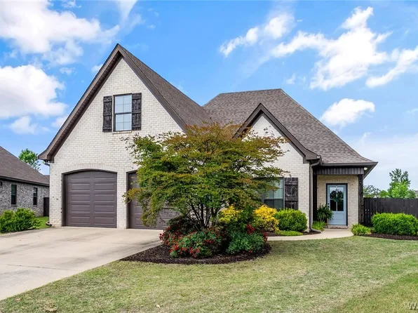 11202 Davis Pl, Northport, AL 35475