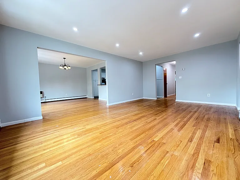 1229 Inwood Ter #2 — Photo 5