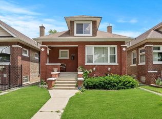 8929 S Elizabeth St, Chicago, IL 60620