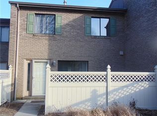 108 Williamsburg Ln, Export, PA 15632