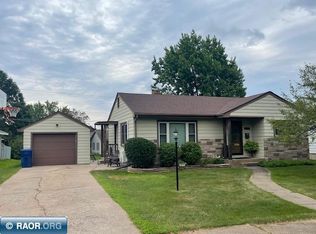 3216 1st Ave E, Hibbing, MN 55746