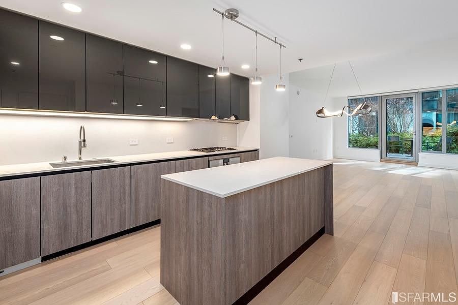 1st image of 201 Folsom St #3F-L