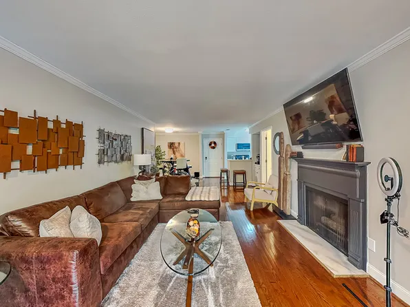 3104 Pine Heights Dr NE Unit 3104, Atlanta, GA 30324