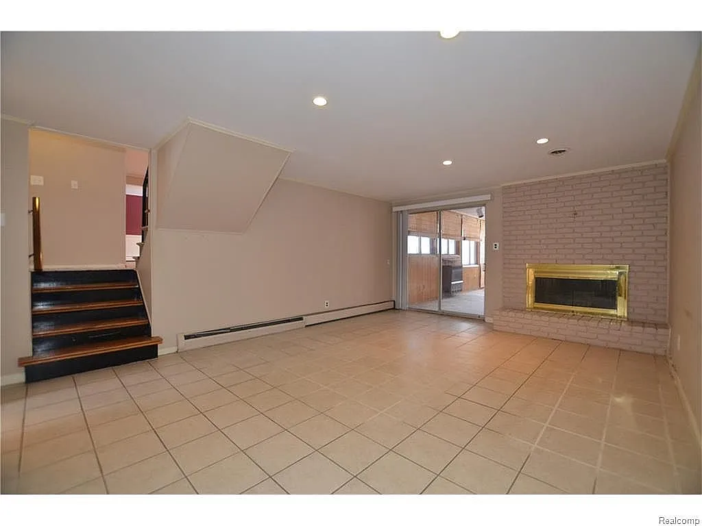 30134 Pipers Lane Ct photo 1