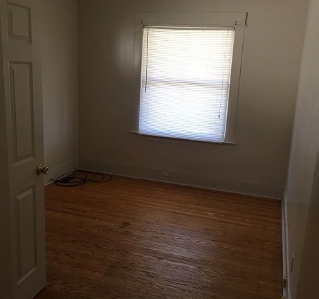 3rd image of 134 N 40th St
