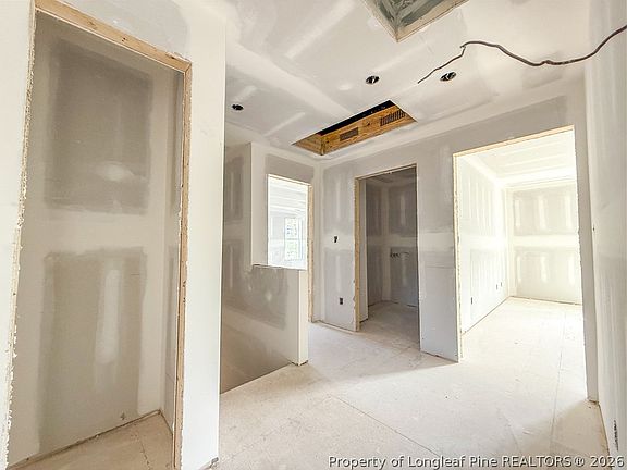 5th image of 207 4th St