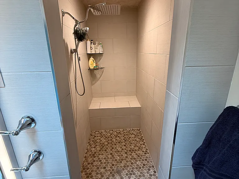 2763 Locust Dr — Photo 14