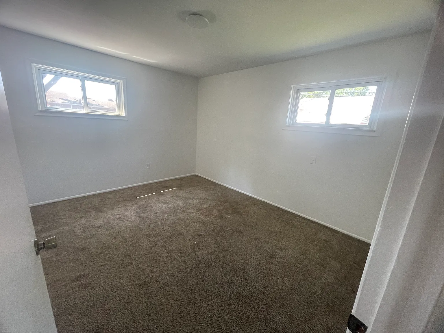 3 bed, 1163 sqft, $1,800 — Photo 2
