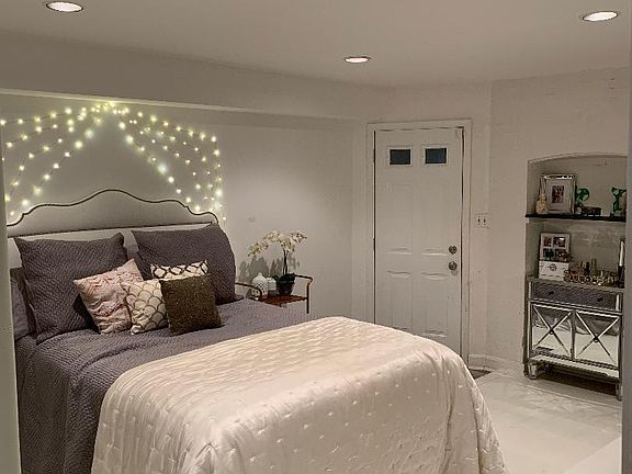 Bedroom before floors were updated