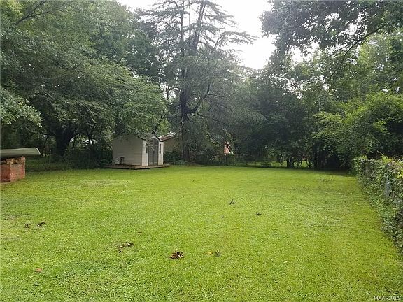4th image of 202 Oak Forest Dr