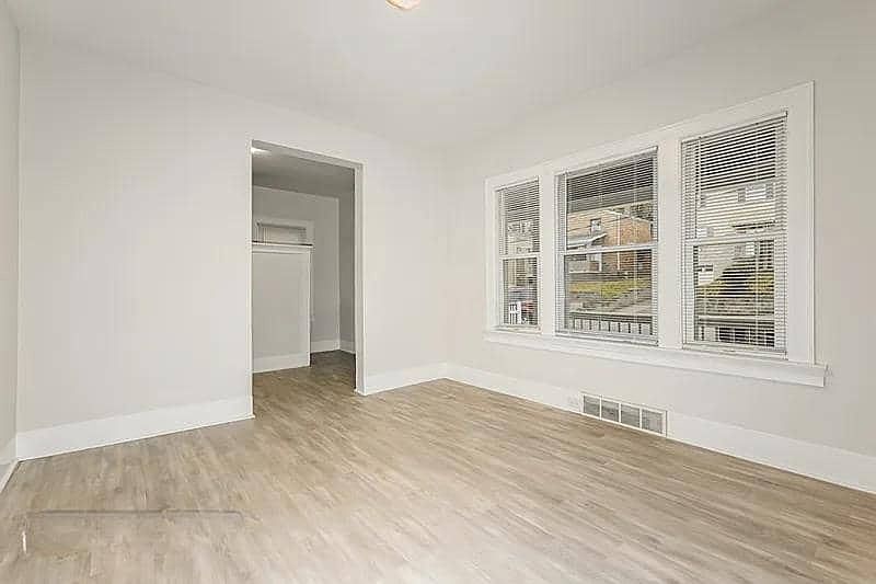 1st image of 432 Groveland St