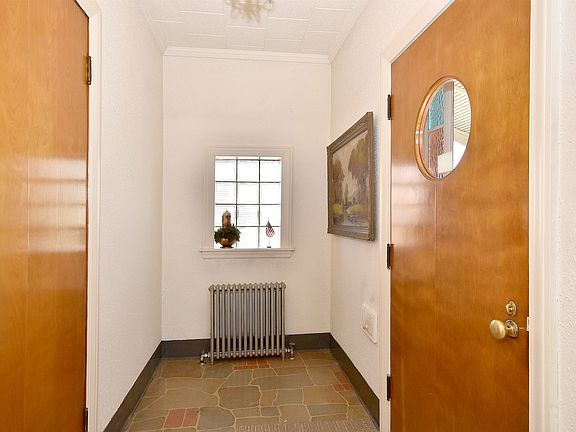 3rd image of 1540 N 18th Ave