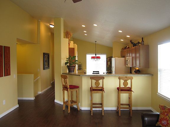4th image of 5922 N Bayshore Dr