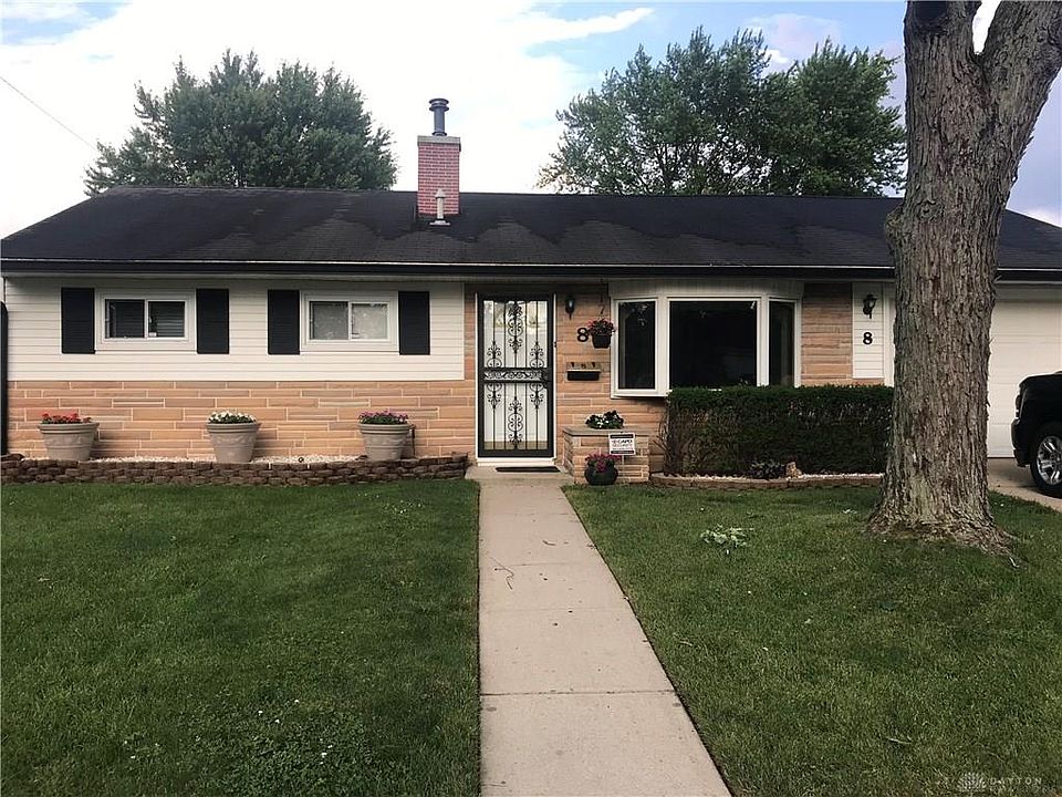 1st image of 8 Lockwood Ct
