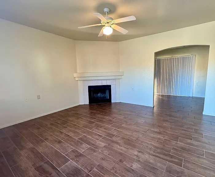 3420 E Flower St #5 — Photo 3