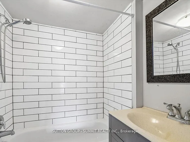 155 1/2 Lake St #MAIN — Photo 5