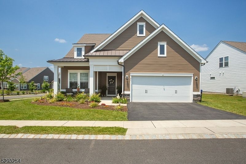 1st image of 31 Broom Dr