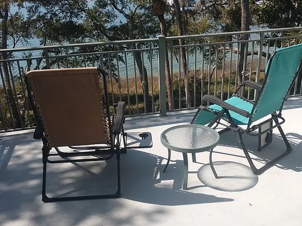 71 Skull Creek Dr, Hilton Head Island, SC 29926