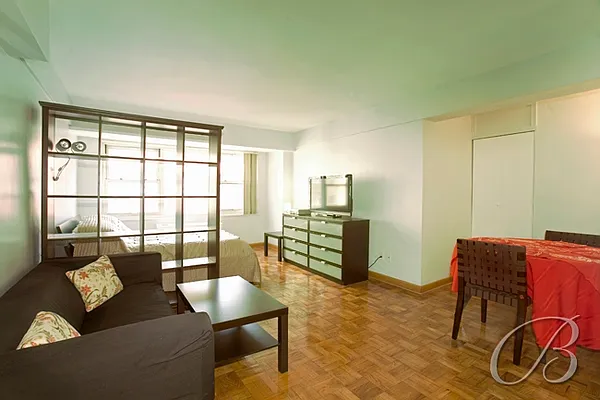 Rented by Bellmarc Realty | media 5