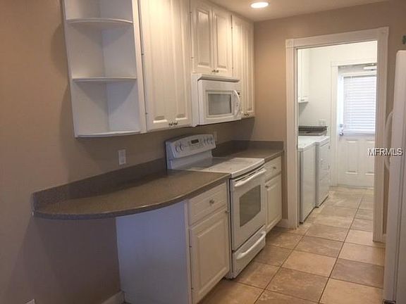 4th image of 5974 Giardino Ln