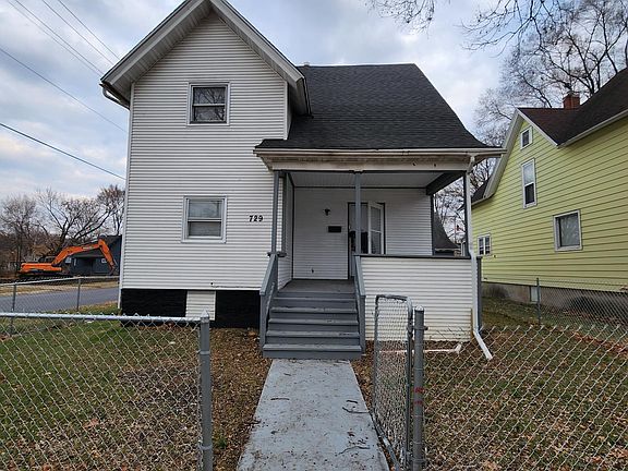 2nd image of 729 N Horsman St