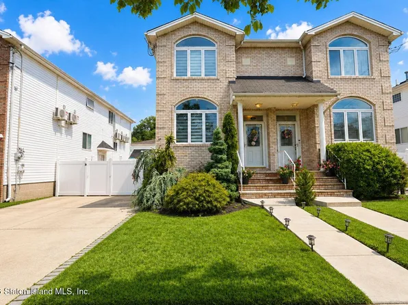 31 Jumel St, Staten Island, NY 10308