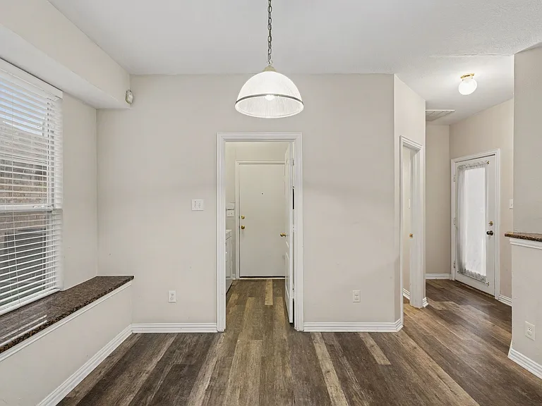 6881 Baird Dr — Photo 12