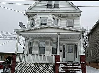 652 Catherine St, Perth Amboy, NJ 08861