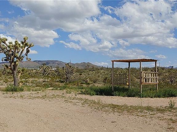 5th image of 8592 W Wild Horse Dr