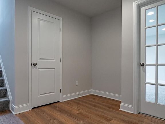 2nd image of 1322 Revival Dr
