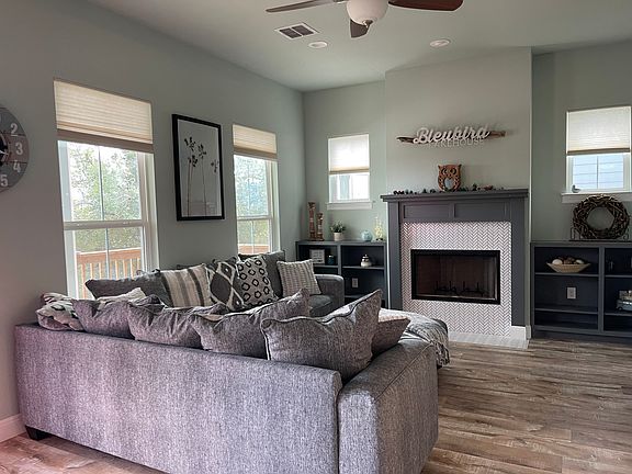 5th image of 2269 Grandview Frst