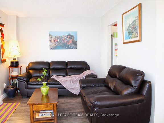 3rd image of 503 Sidney Dr