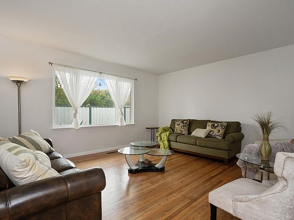 2nd image of 5790 Santa Teresa Blvd