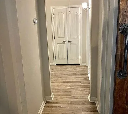 4 bed, 2.0 bath, 1683 sqft, $2,200 — Photo 3