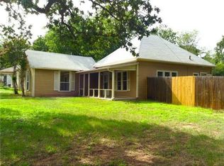 6717 Routt St, Fort Worth, TX 76112