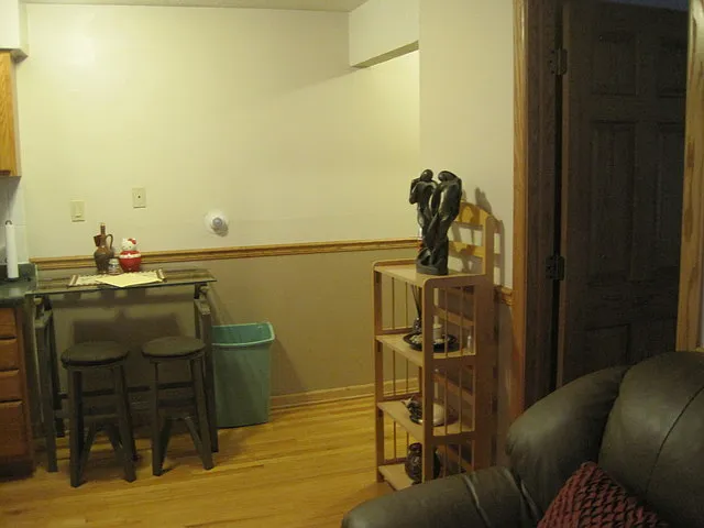 2 bed, 55944 sqft, $1,300 — Photo 3