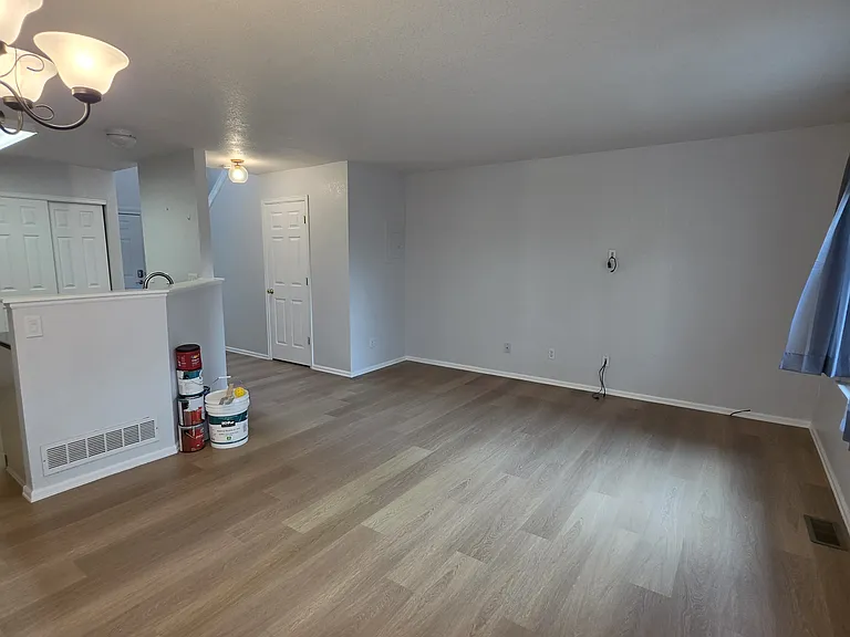 1117 S Ventura Cir #C — Photo 7