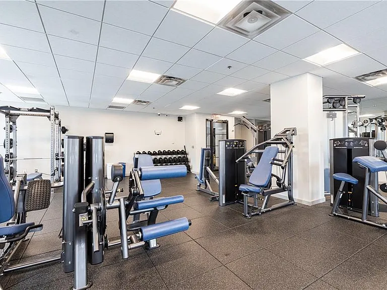 325 E Paces Ferry Rd NE #706 — Photo 35