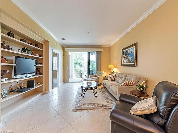 3rd image of 4844 Hampshire Ct #10-206