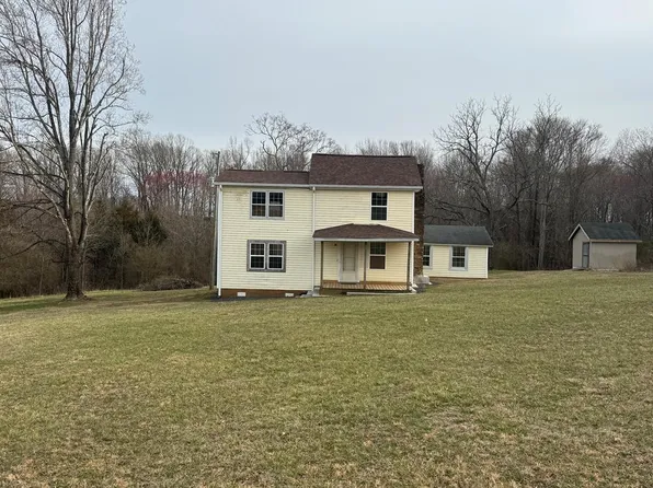 1673 Elm Rd, Chatham, VA 24531