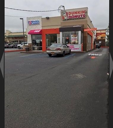4th image of 2220 Forest Ave