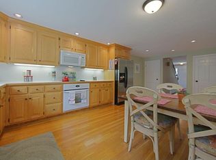 33 Hundreds Rd, Westborough, MA 01581