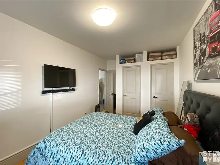 710 Avenue S #A5 — Photo 8