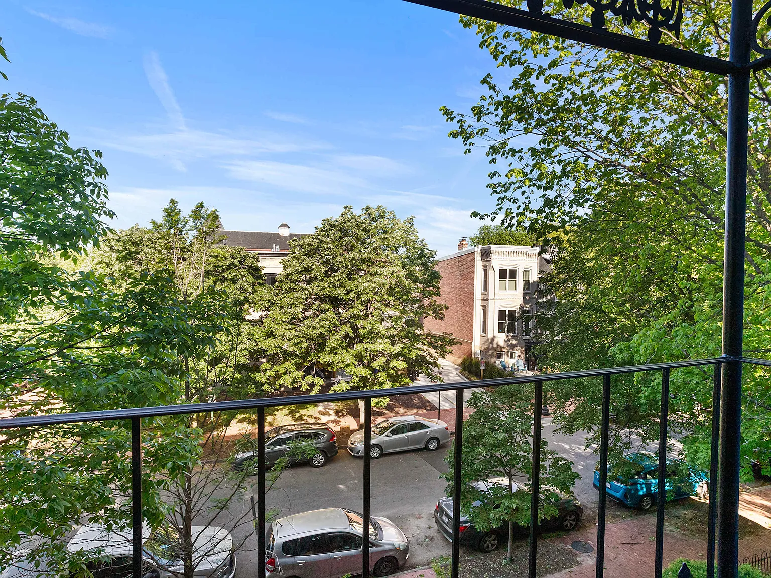 1 bed, 560 sqft, $3,800 — Photo 2
